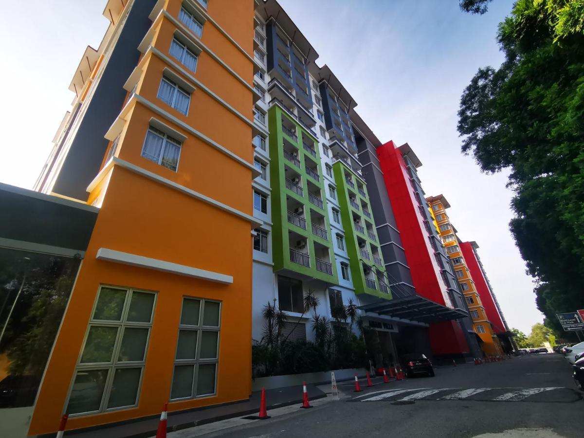 Bayou Lagoon Park Resort Malacca Exterior foto
